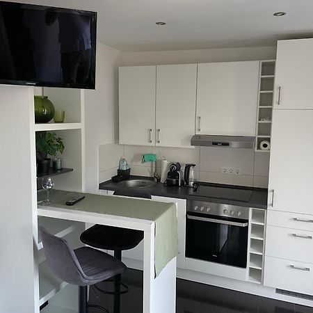 Ferienwohnung Mit Fussbodenheizung Nahe Messe, Gratis Parkplatz Und Abstellplatz E - Bike Hannover Esterno foto